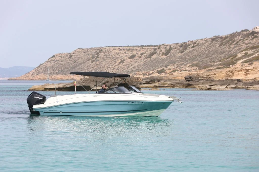 Bayliner VR6 — foto 2