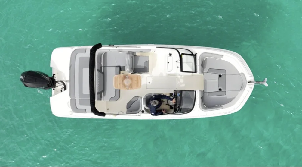 Bayliner VR6 — embarcación en Mallorca
